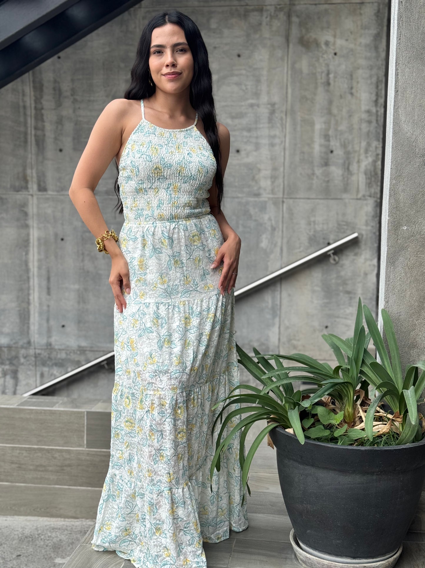 VESTIDO FLORAL ENCAJE