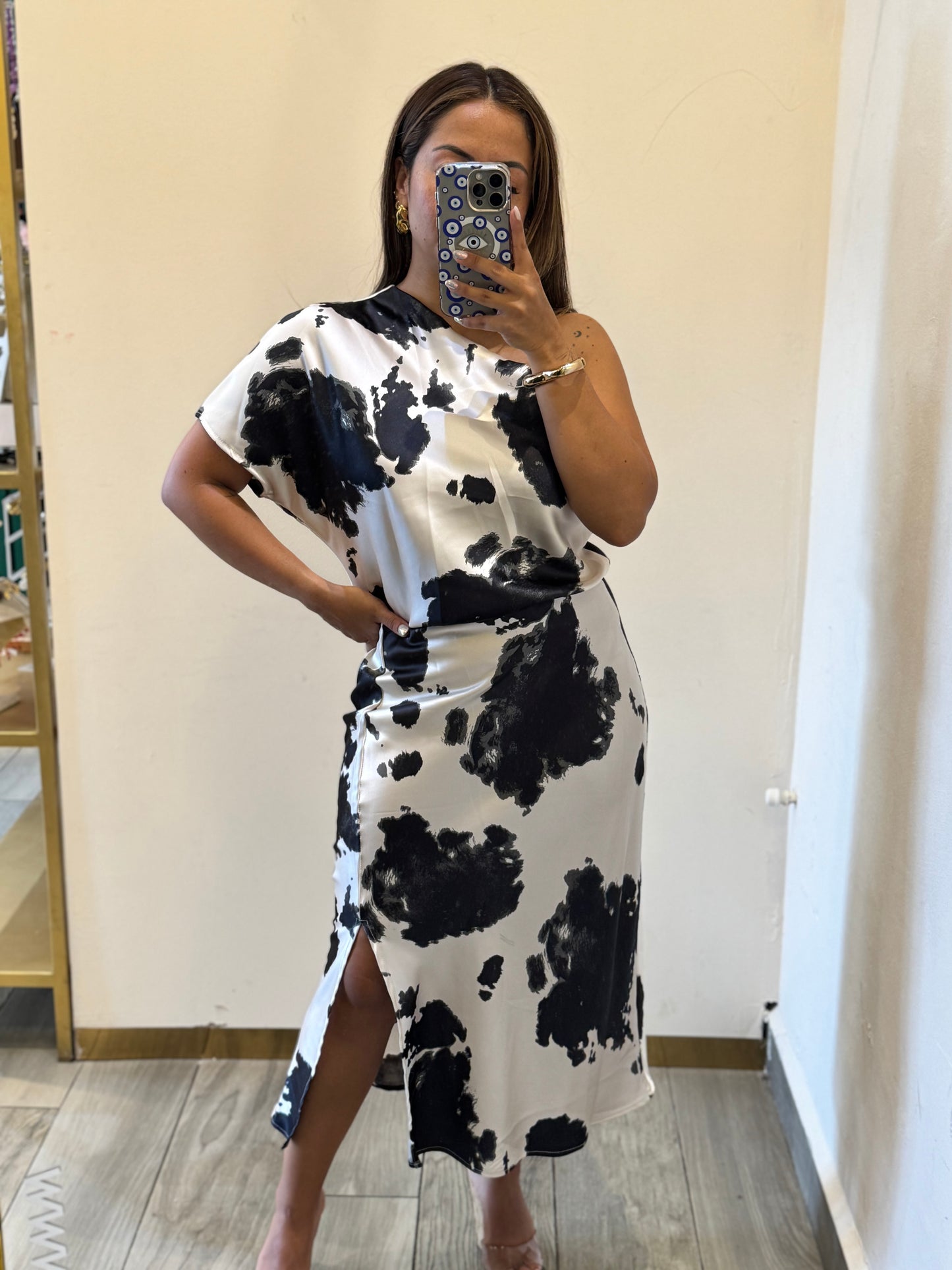 VESTIDO SATIN VACA