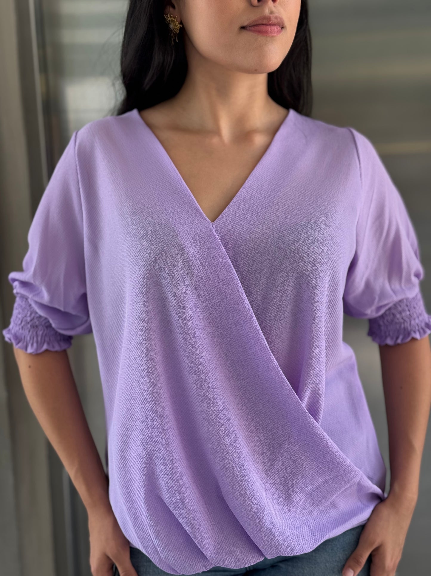 BLUSA CUELLO AMPLIO LILA