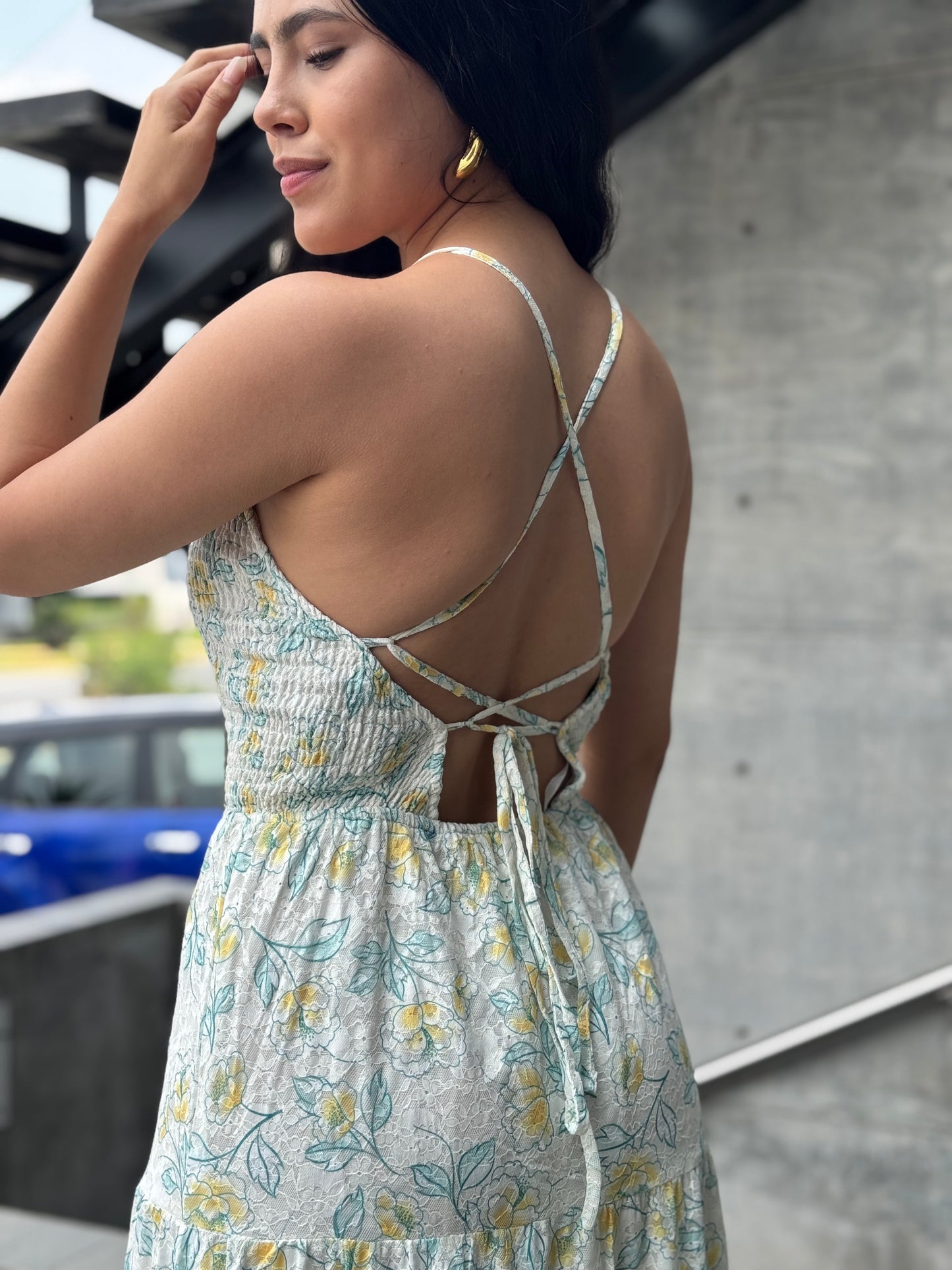 VESTIDO FLORAL ENCAJE