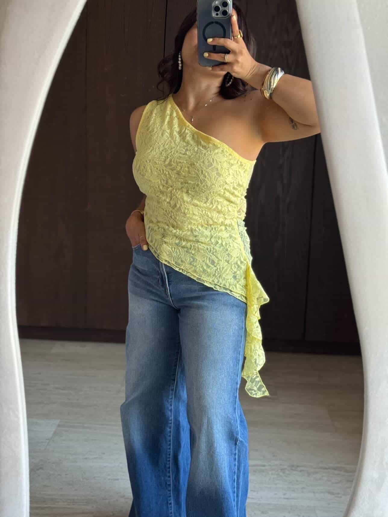 BLUSA ENCAJE ASIMETRICO