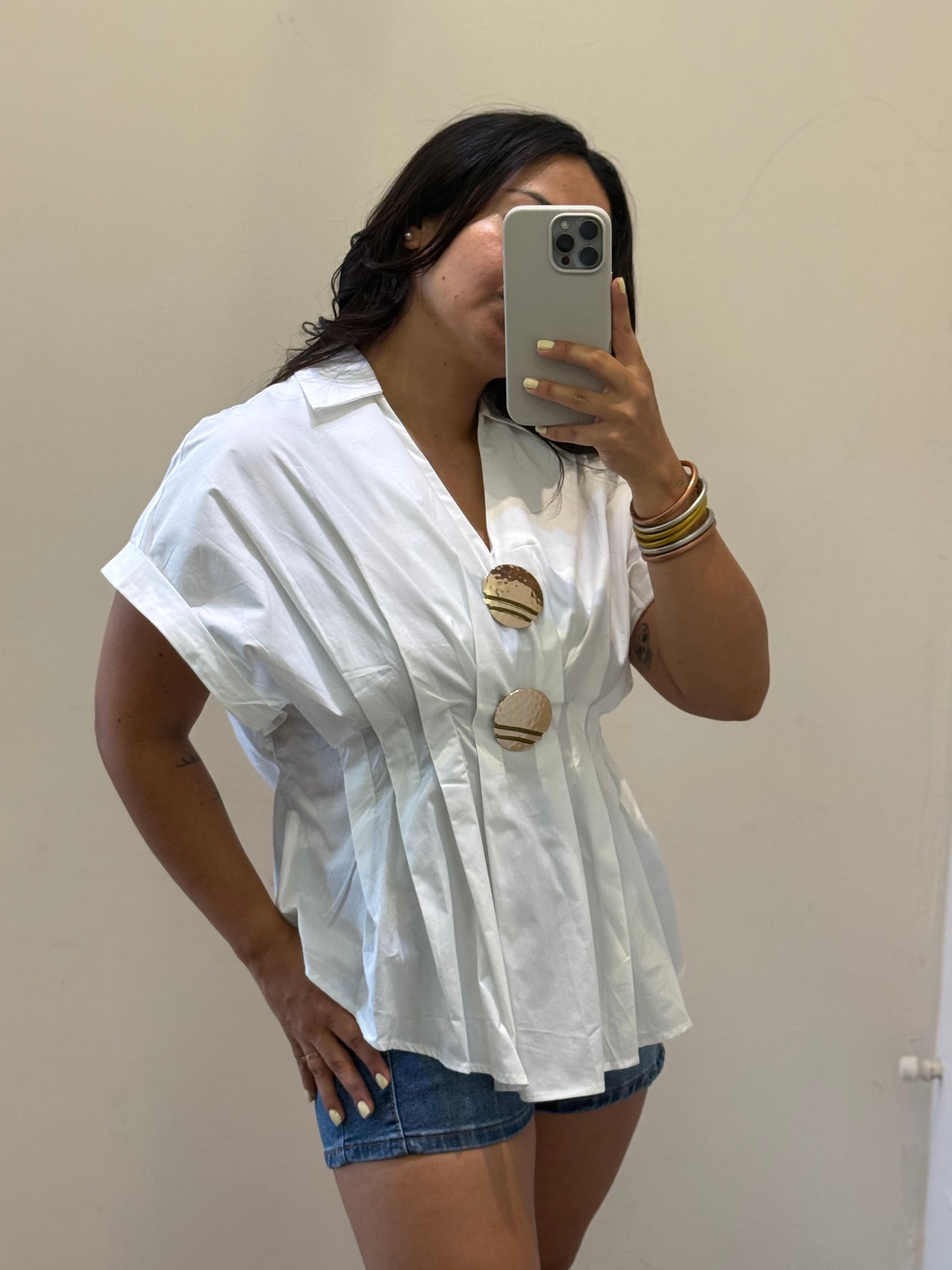 BLUSA BOTONES GRANDES DORADOS