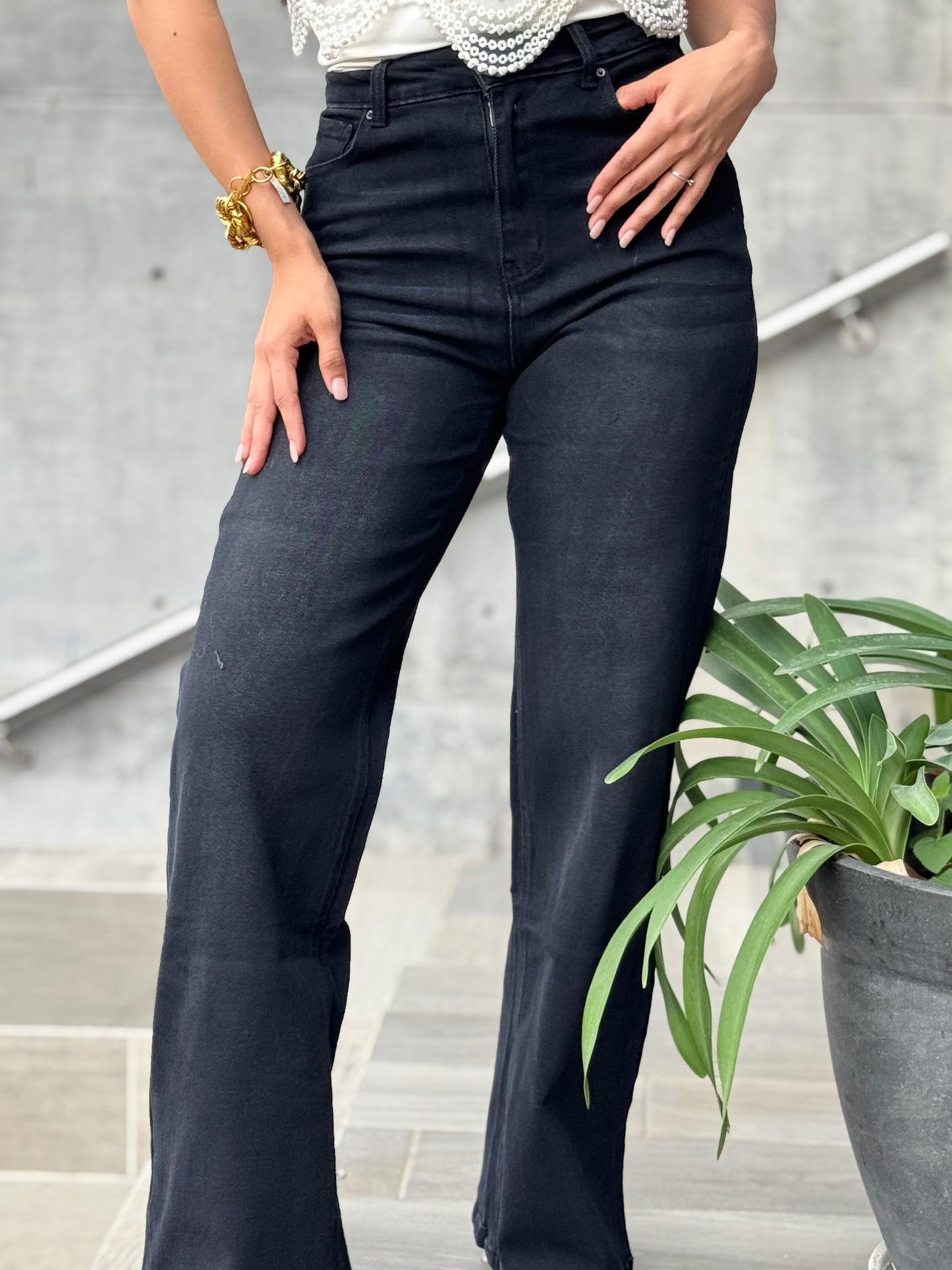 JEANS AMPLIO NEGRO