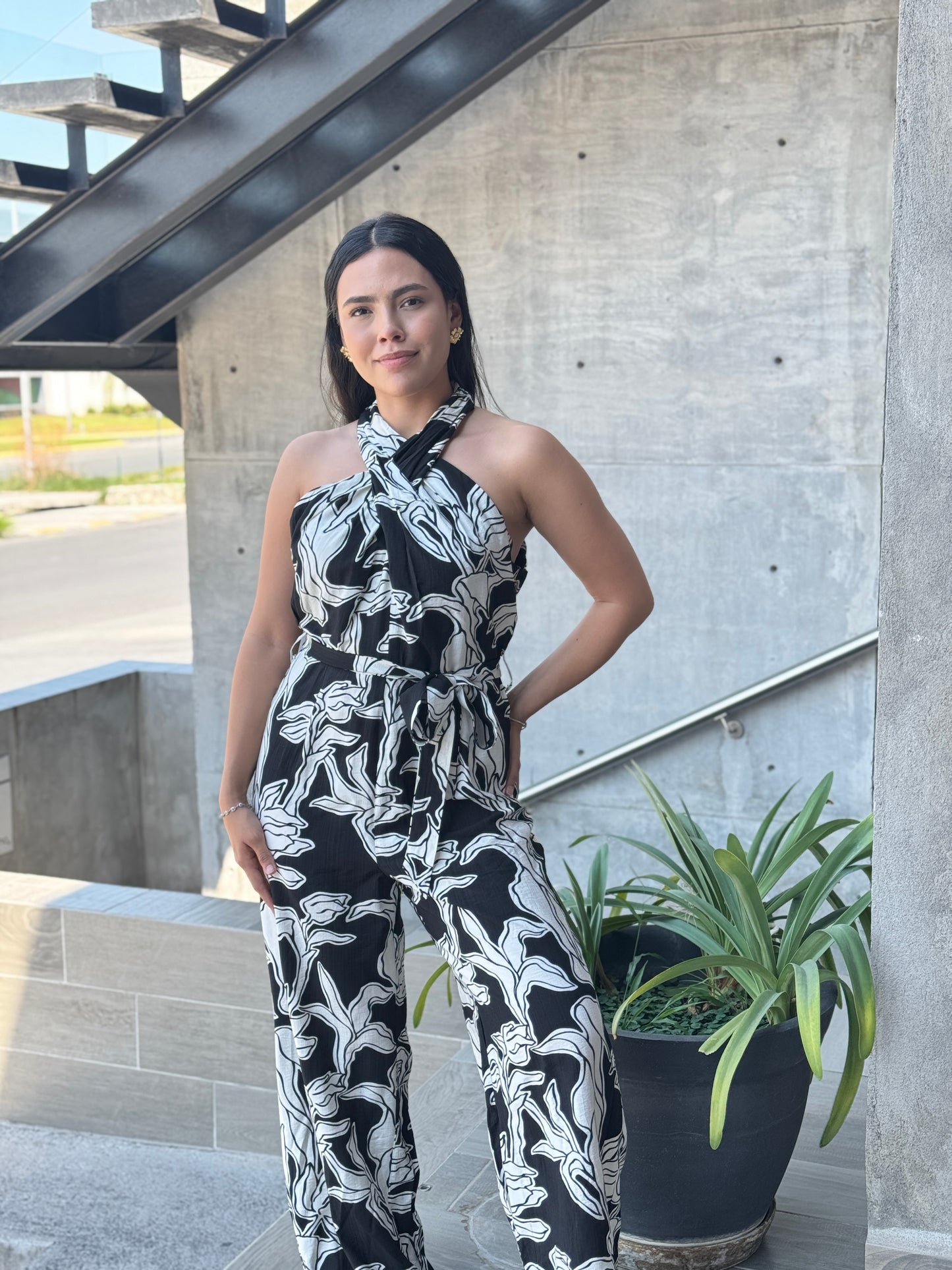 JUMPSUIT HALTER FLORES