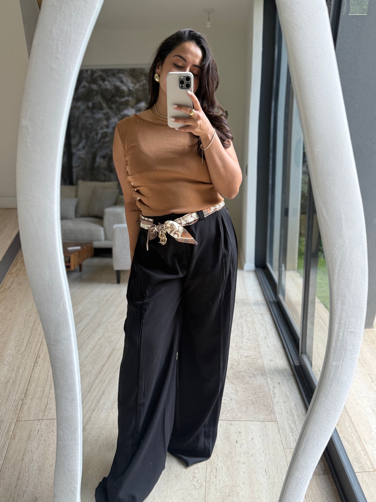 PANTALON PALAZZO CON PAÑOLETA