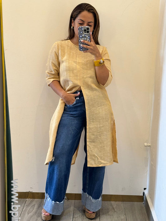 Blusa larga dividida
