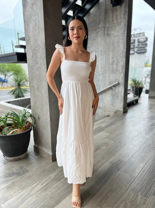VESTIDO RESORTE BASTILLA BORDADA