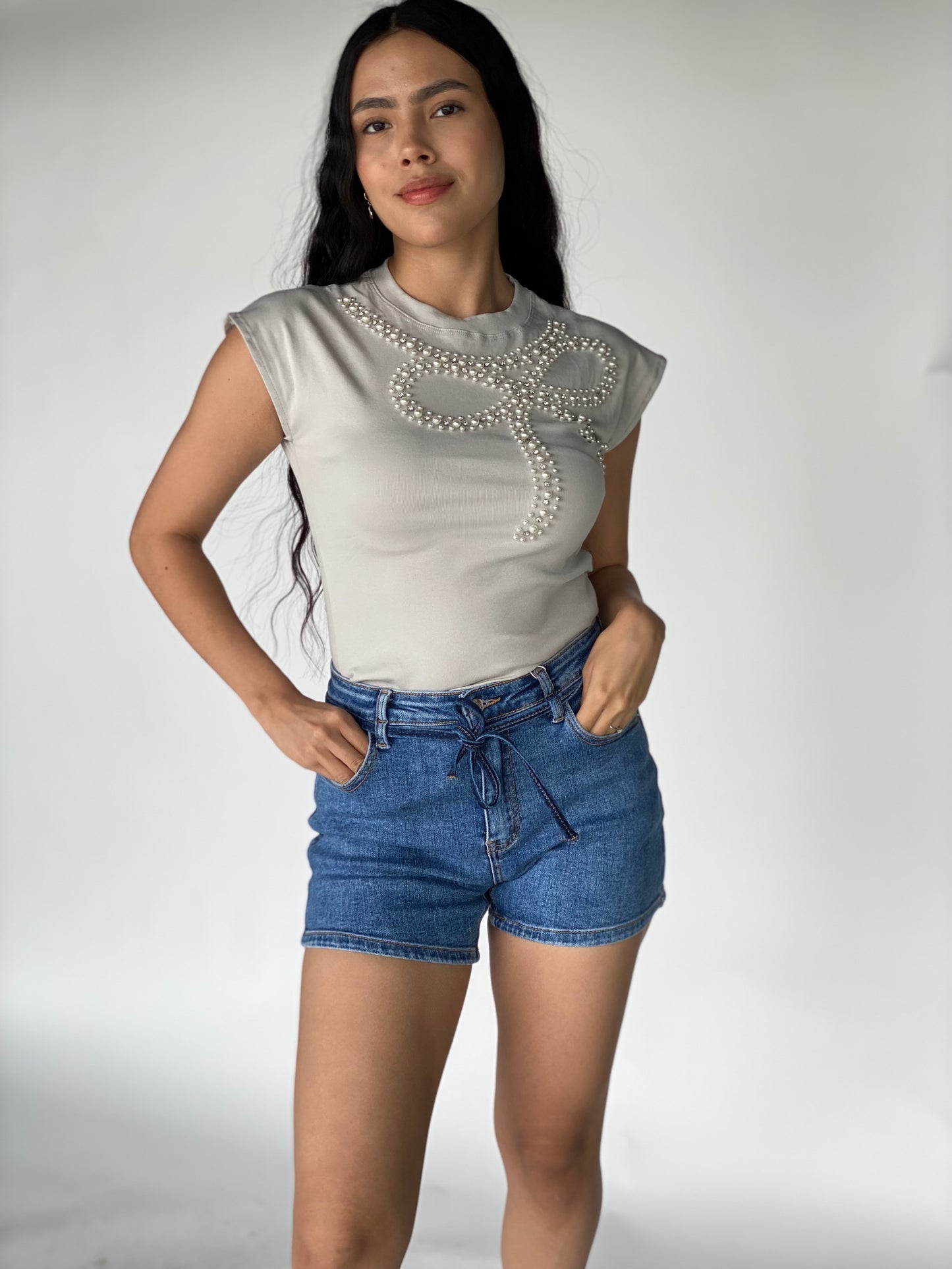 BLUSA PEDRERÍA MOÑO