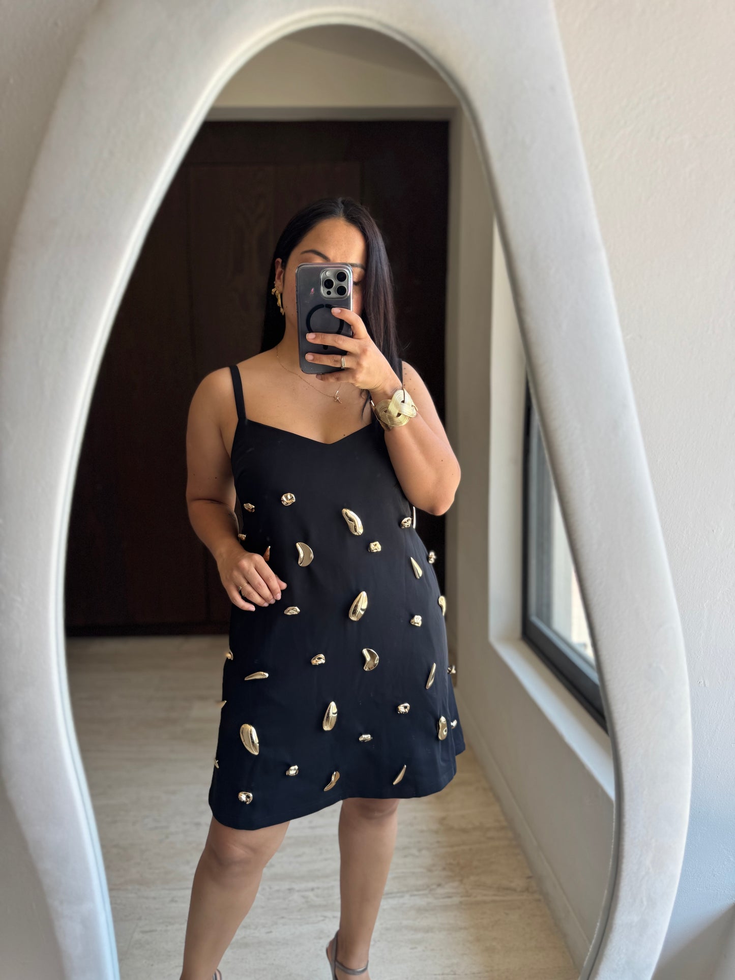 VESTIDO DE PIEDRAS