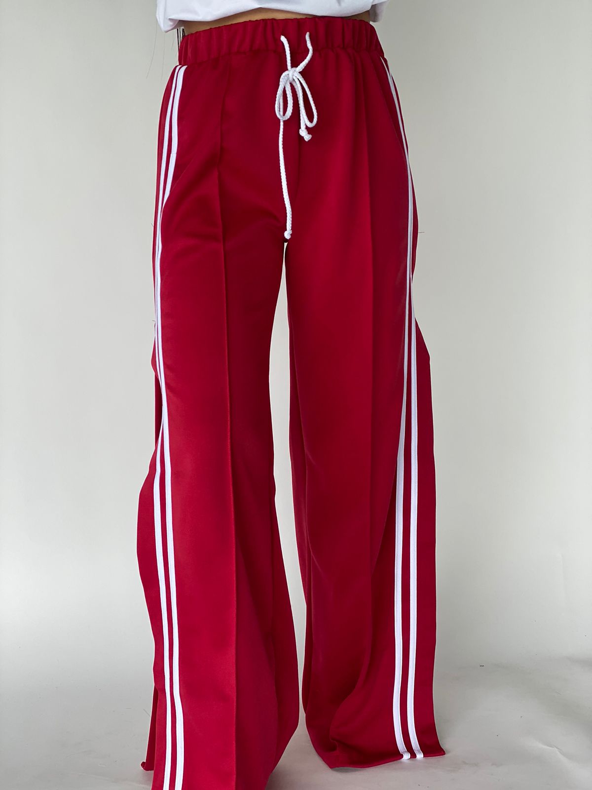 PANTALÓN TIPO ADIDAS