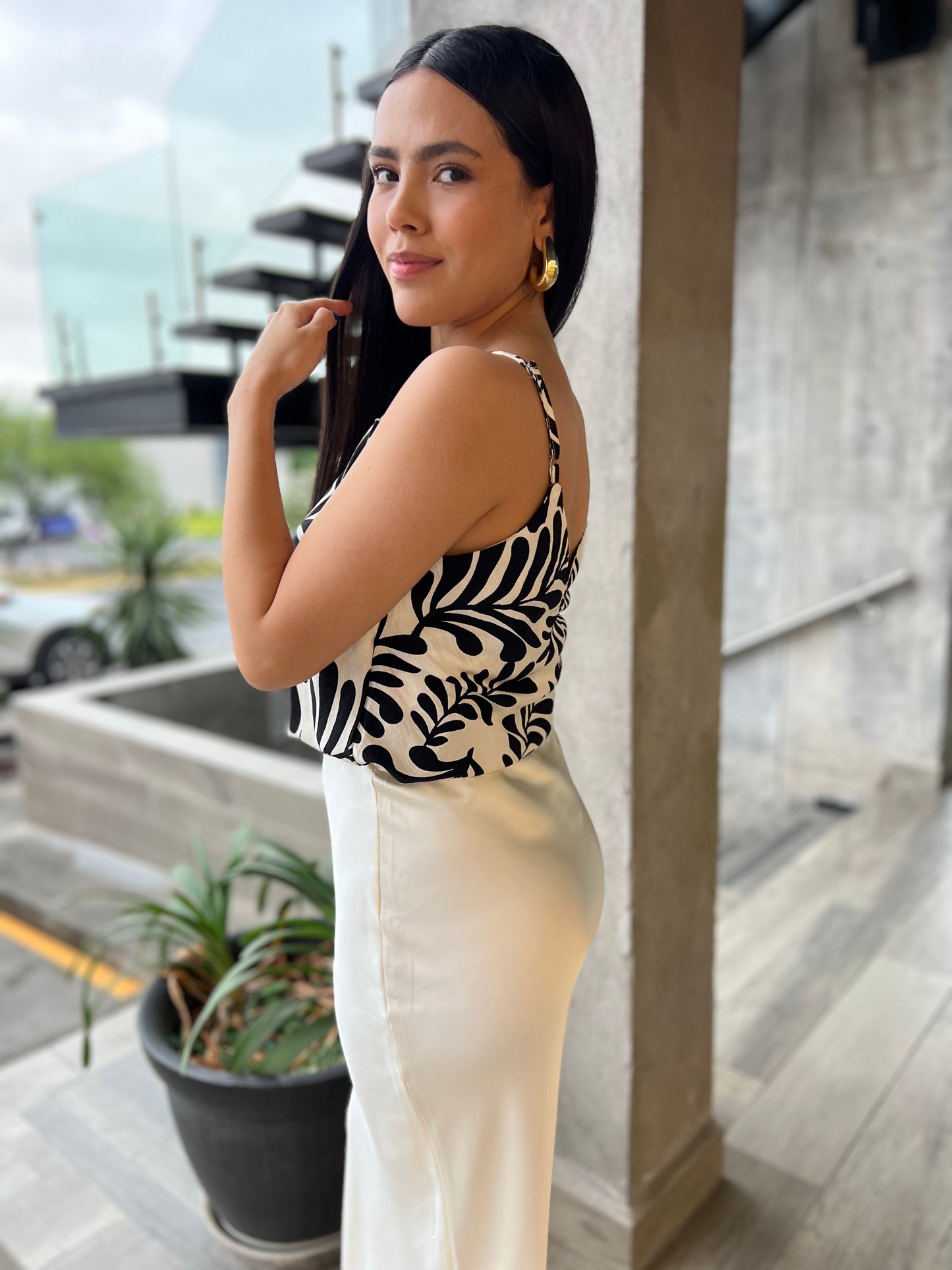 FALDA SATINADA