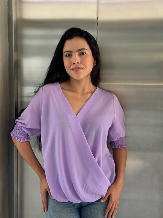 BLUSA CUELLO AMPLIO LILA