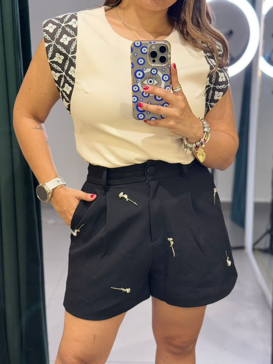 SHORT FLORES DE METAL