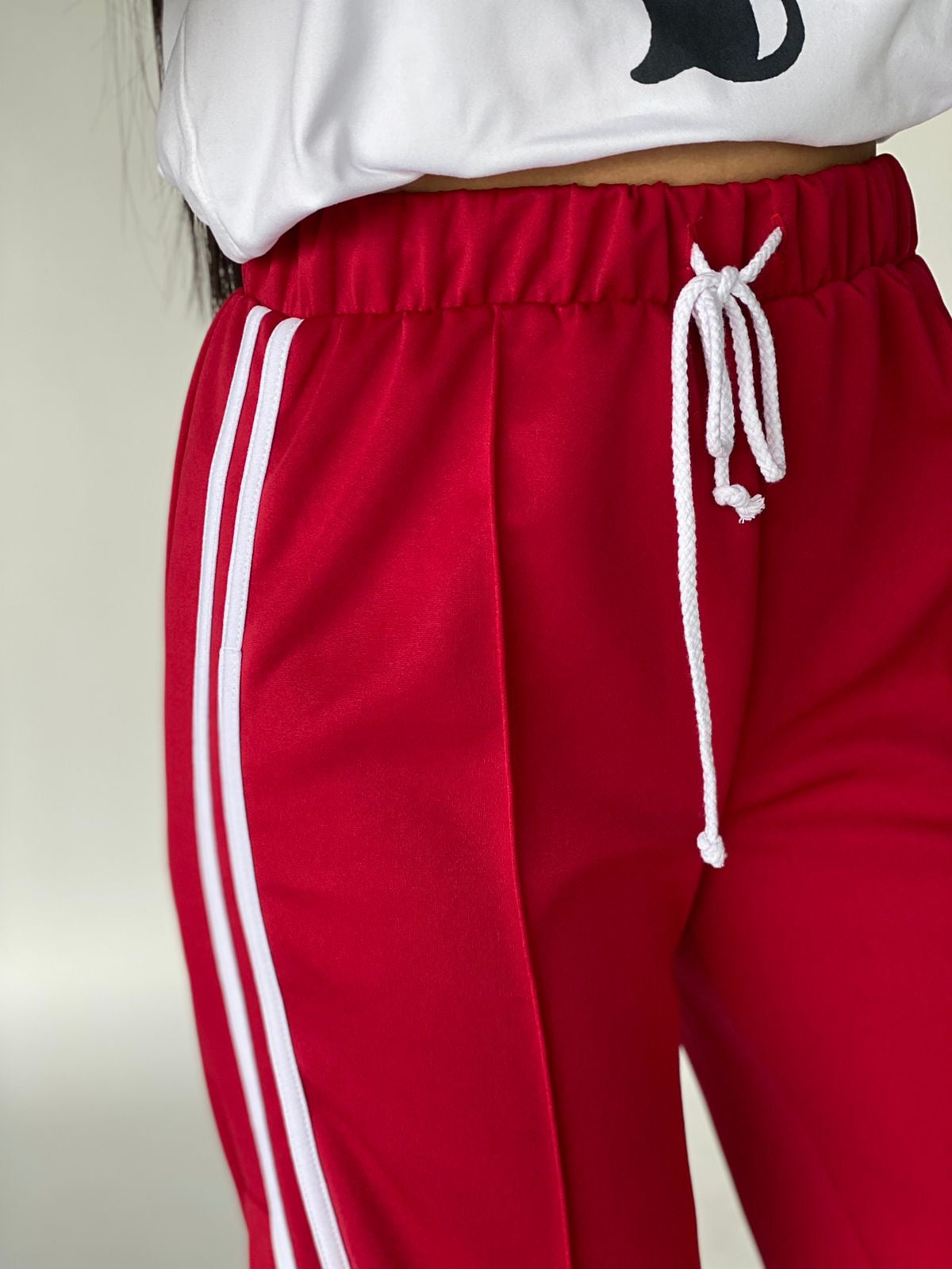 PANTALÓN TIPO ADIDAS