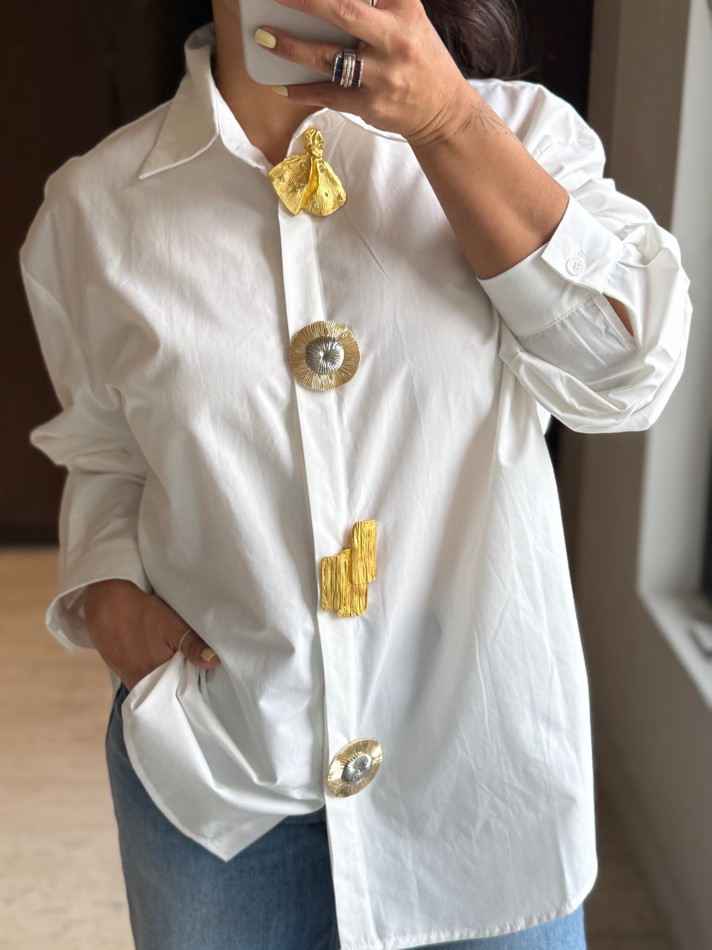 CAMISA MANGA LARGA BOTON FIGURAS GRANDES