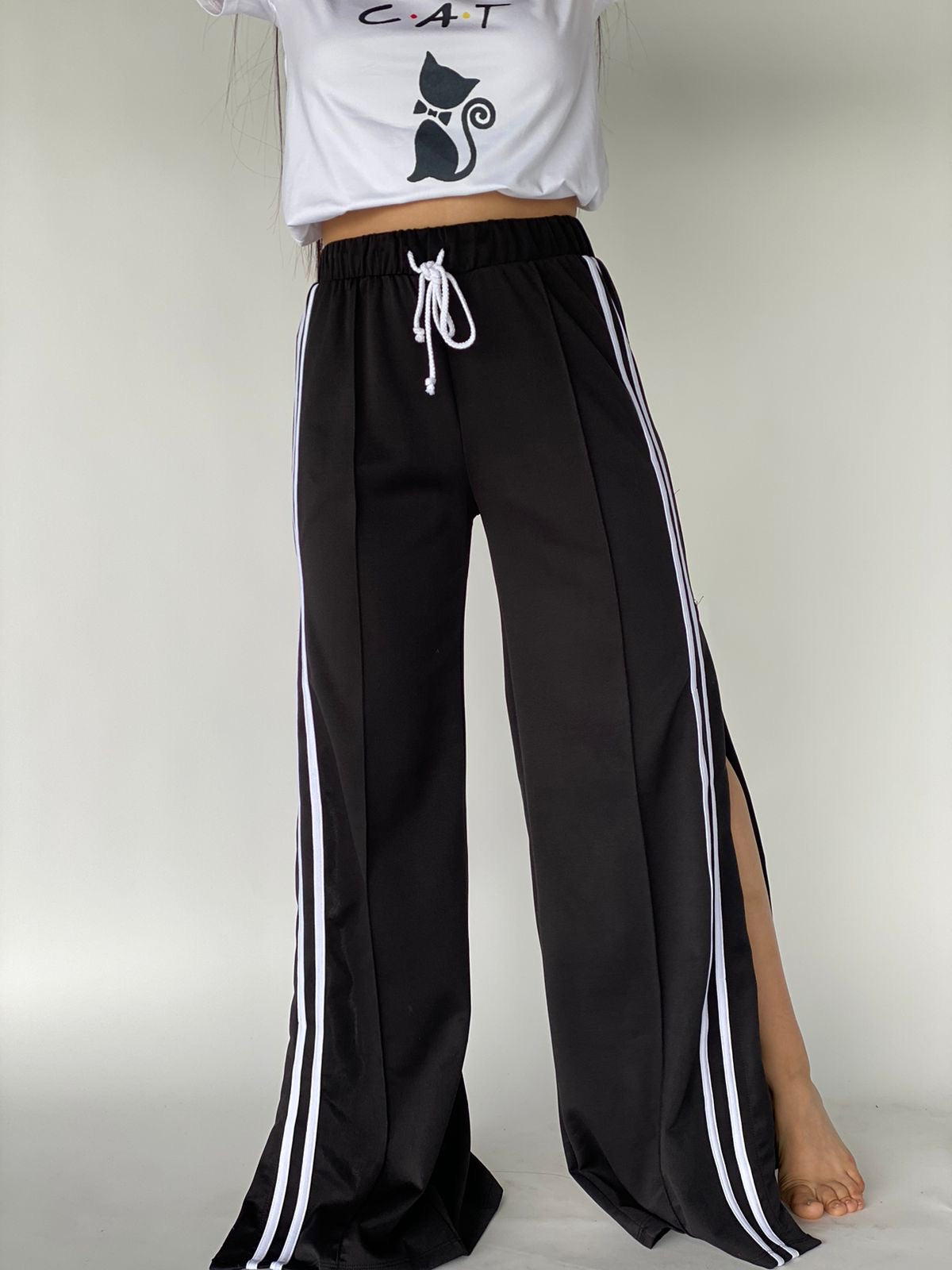 PANTALÓN TIPO ADIDAS