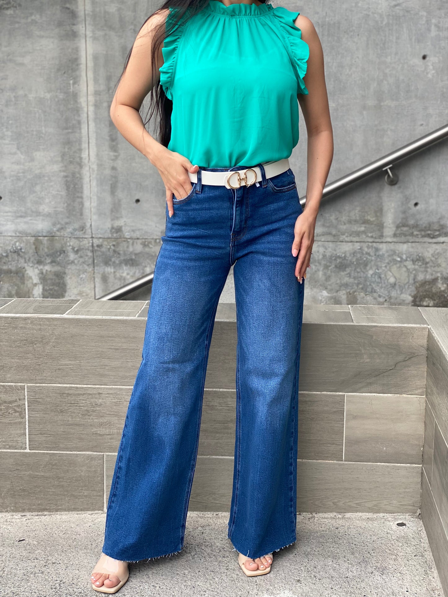 JEANS WIDE LEG SIN BASTILLA