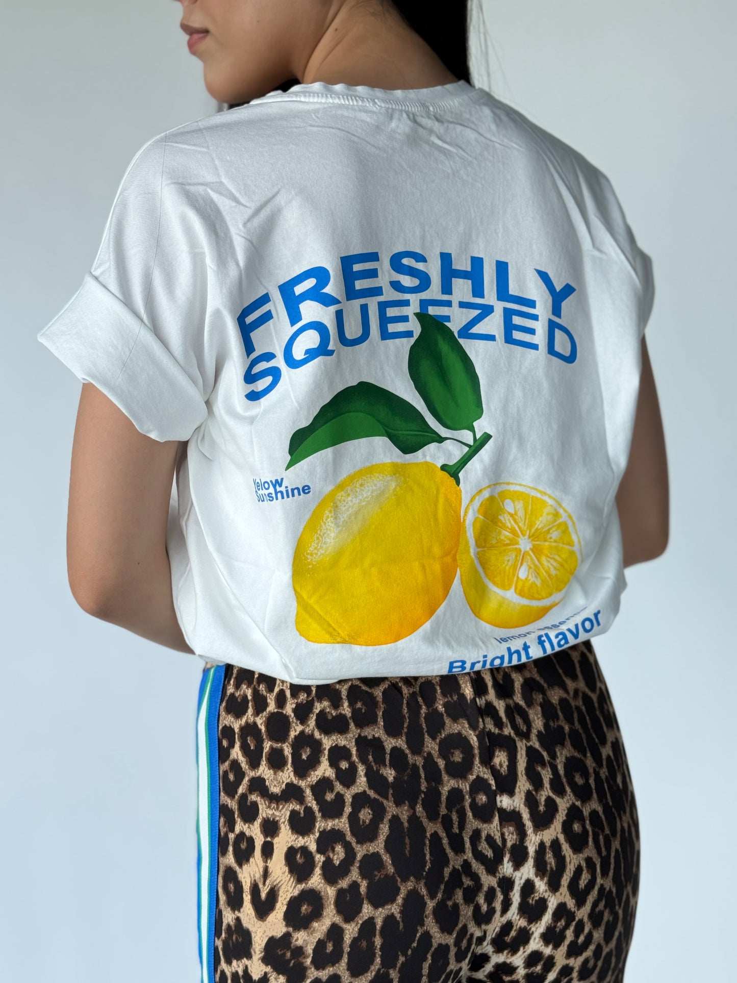 PLAYERA ESTAMPADO LIMONES